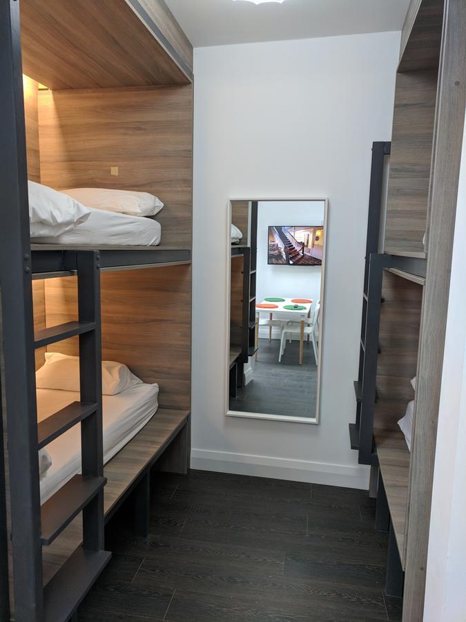 Kapsule Apartments Ливърпул Екстериор снимка
