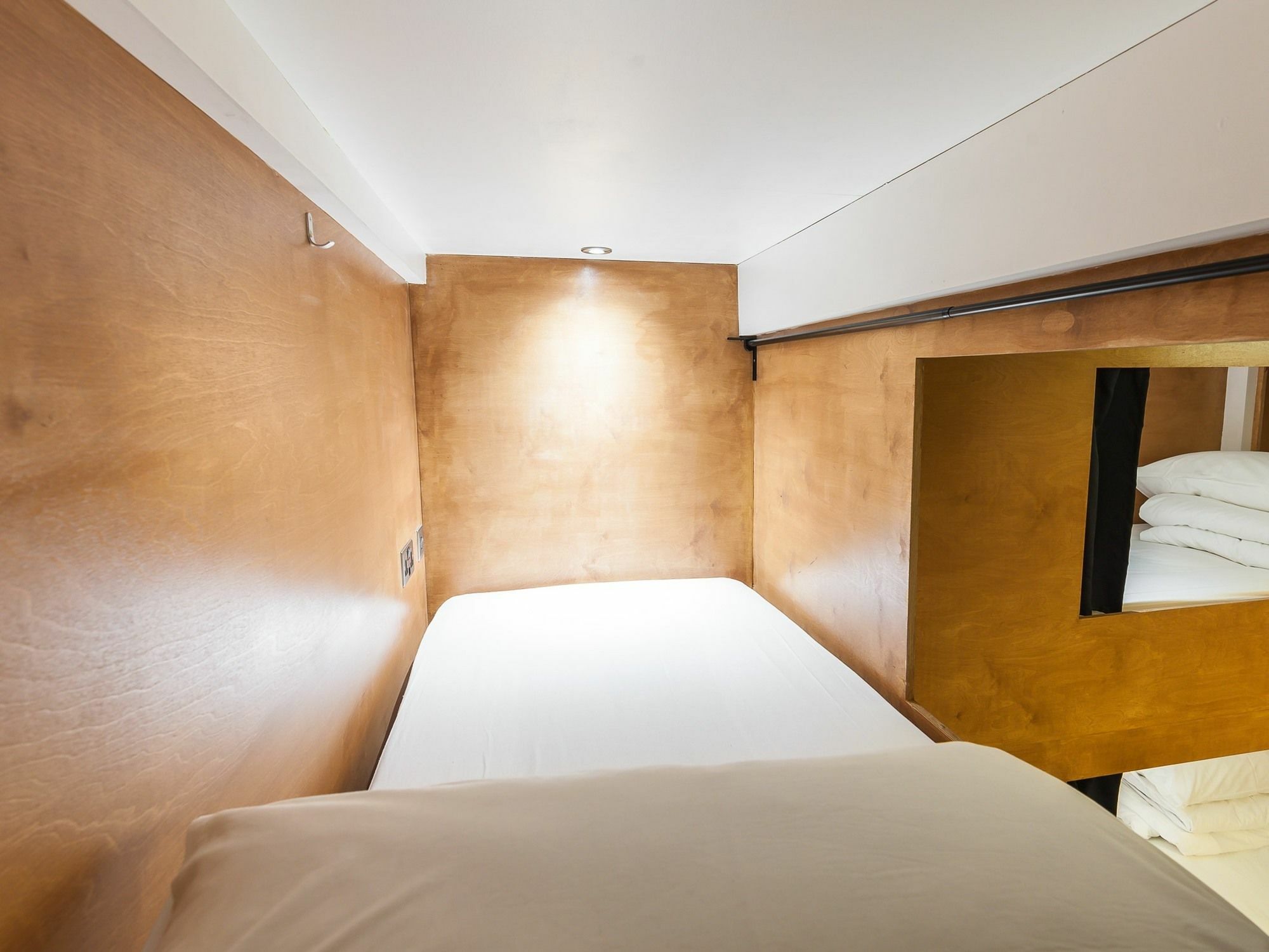 Kapsule Apartments Ливърпул Екстериор снимка
