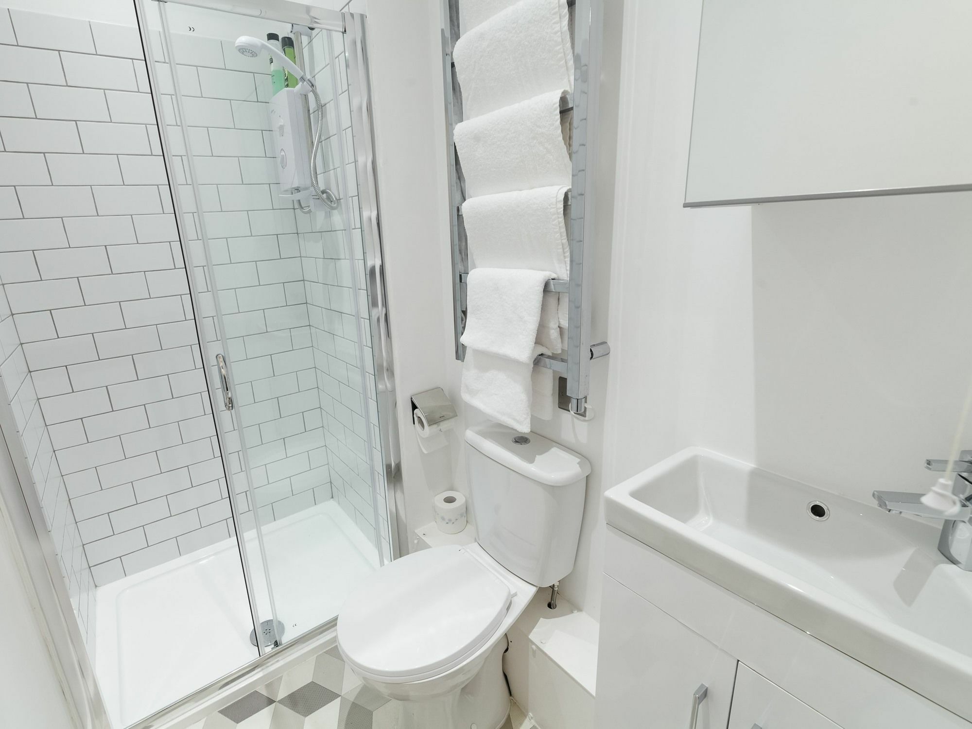 Kapsule Apartments Ливърпул Екстериор снимка