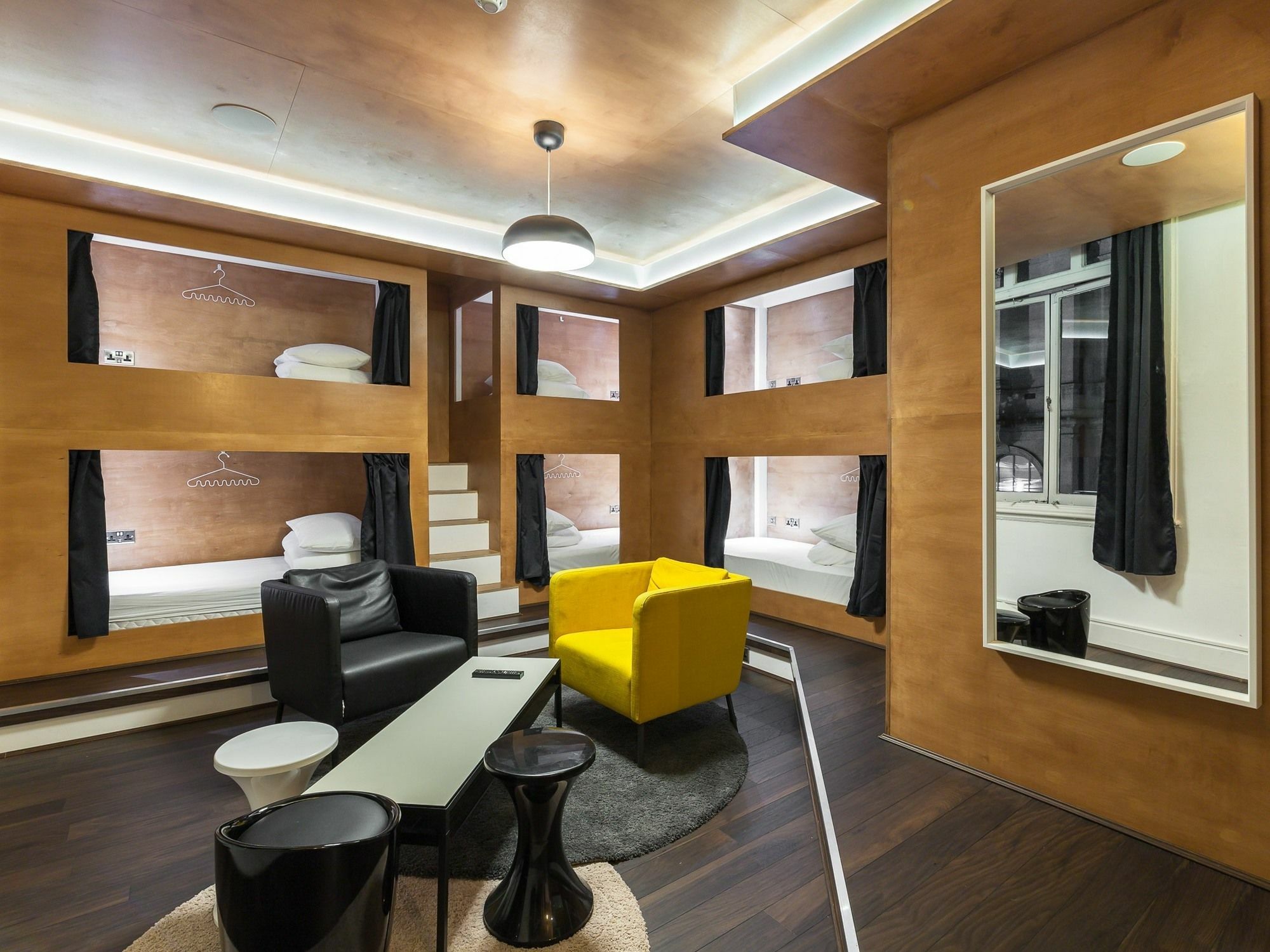 Kapsule Apartments Ливърпул Екстериор снимка